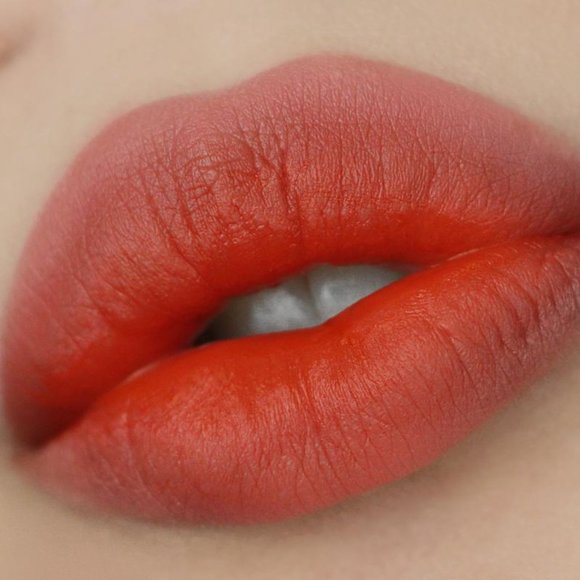 KISS THE DUSK lux liquid lipstick kit by Colourpop - Picture 4 of 6